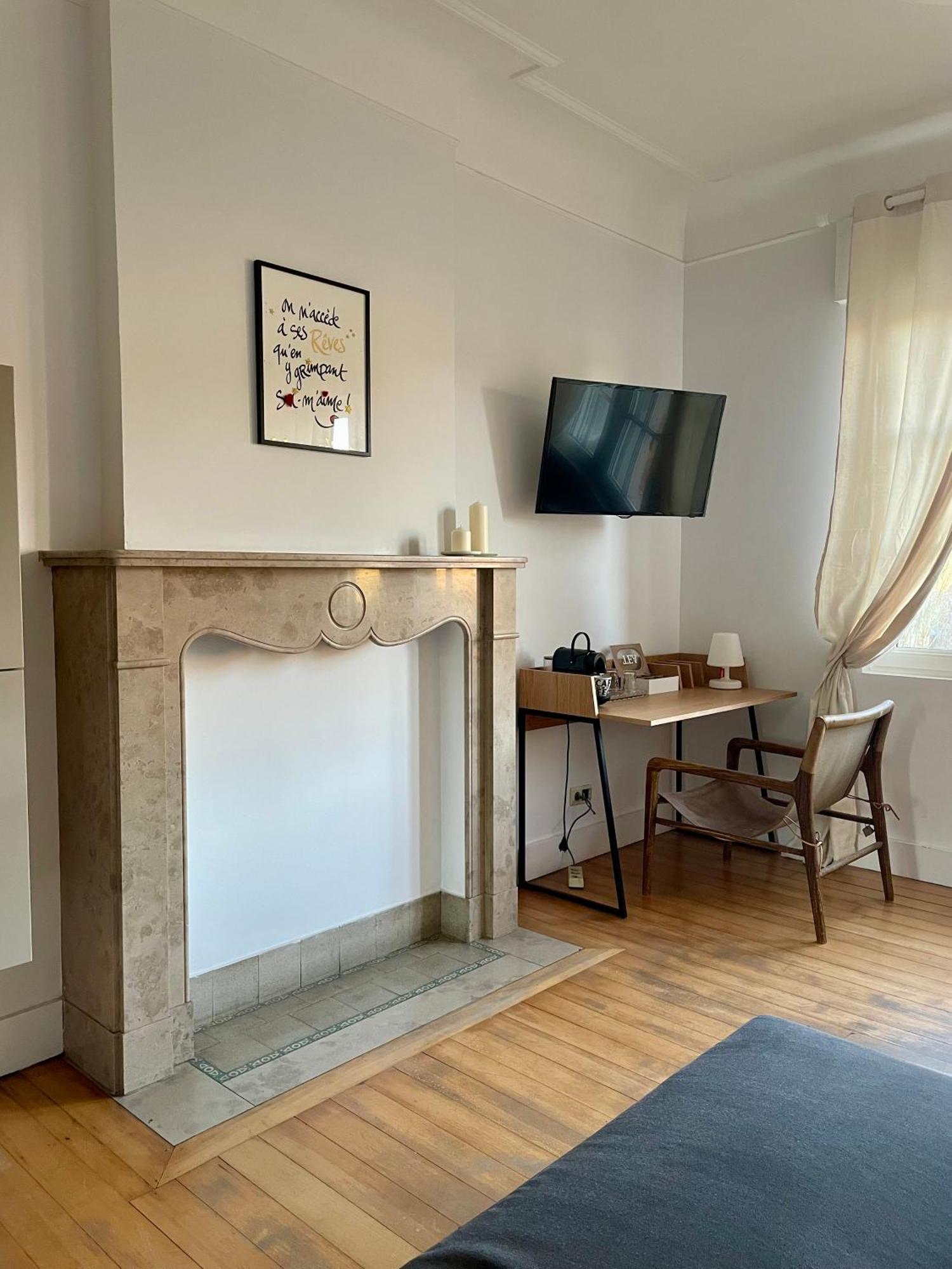 Le Castel Mosan Apartment Namur Exterior foto